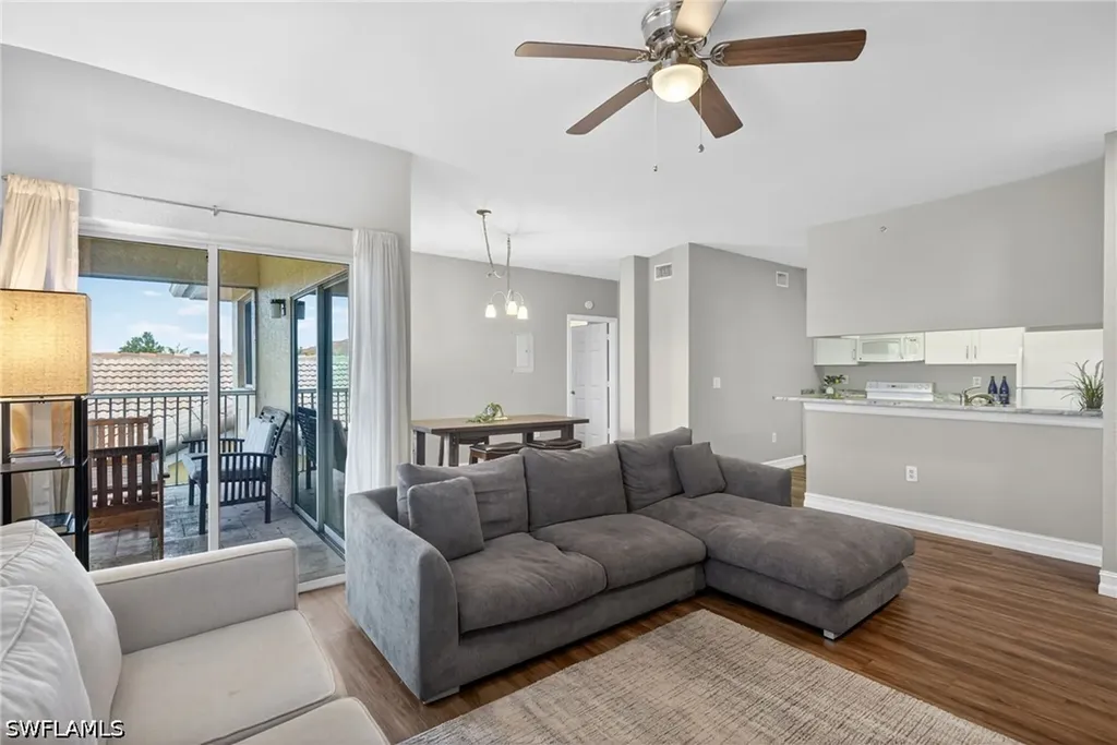 6481 Aragon Way Fort Myers FL 33966