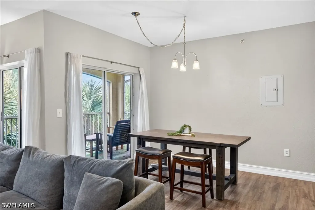 6481 Aragon Way Fort Myers FL 33966