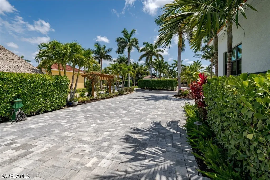13617 Snapper Lane Naples FL 34114