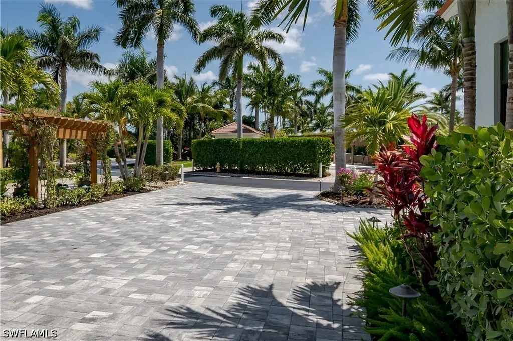 13617 Snapper Lane Naples FL 34114
