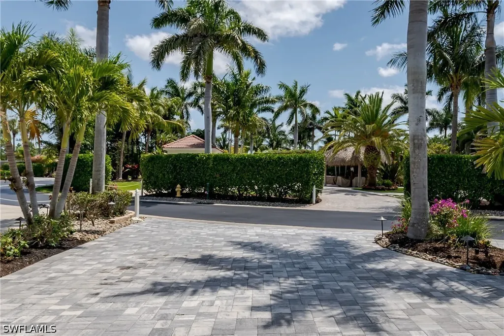 13617 Snapper Lane Naples FL 34114
