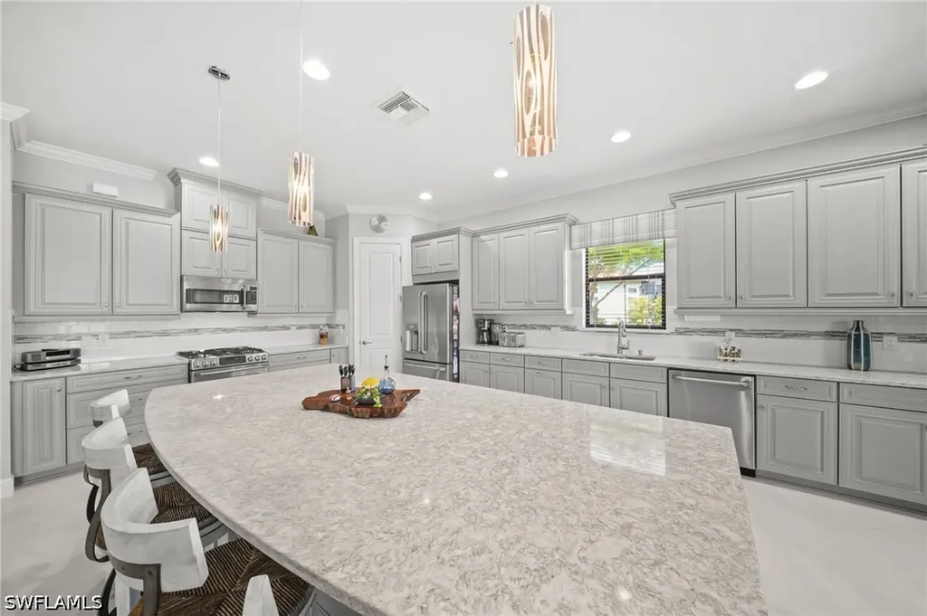 9282 Rialto Lane Naples FL 34119