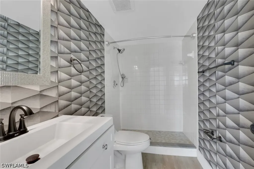 5499 Rattlesnake Hammock Road Naples FL 34113