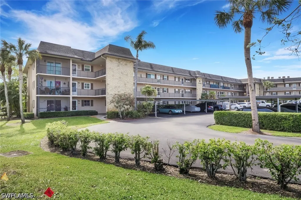 5499 Rattlesnake Hammock Road Naples FL 34113
