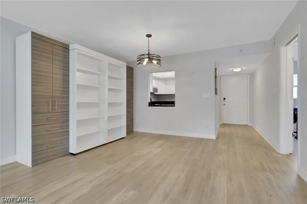 5499 Rattlesnake Hammock Road Naples FL 34113