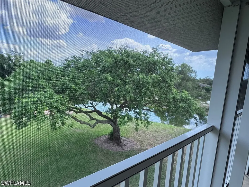 5499 Rattlesnake Hamm Road Naples FL 34113