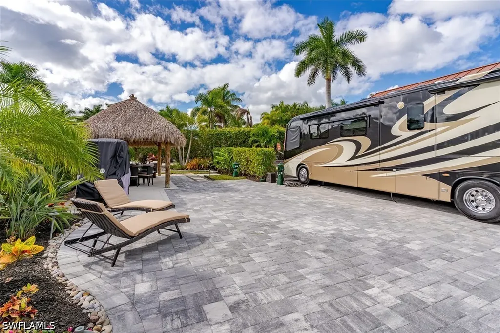 13609 Snapper Lane Naples FL 34114