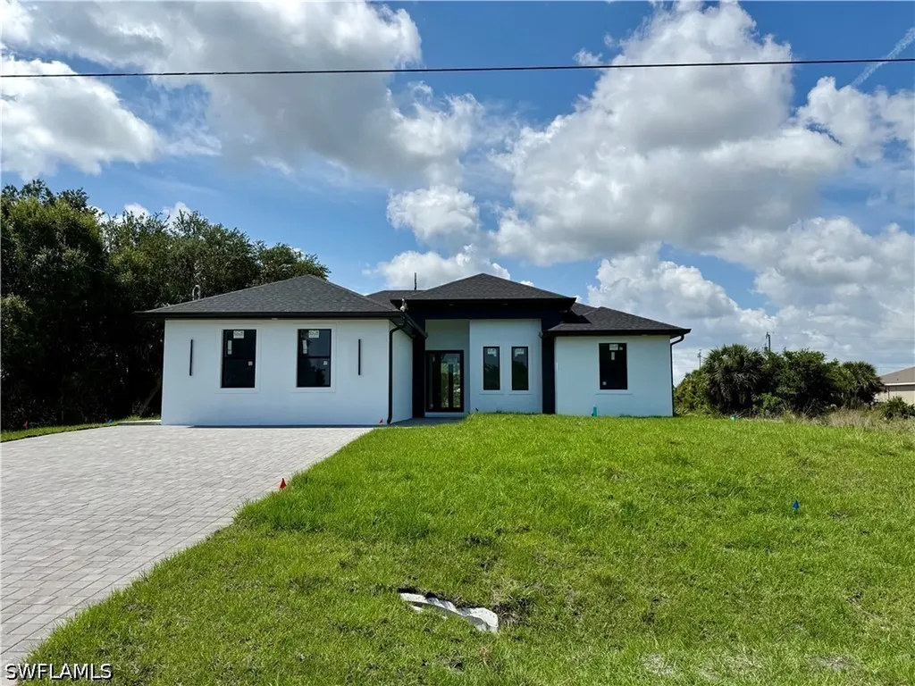 830 Wolverine Street E Lehigh Acres FL 33974
