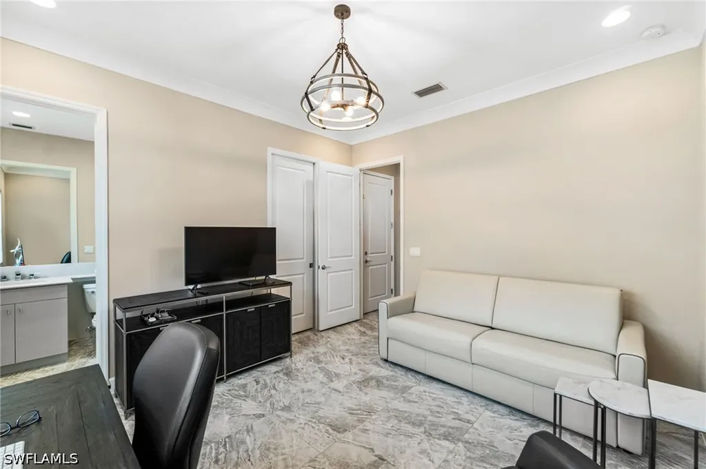 12033 Azalea Way Naples FL 34120