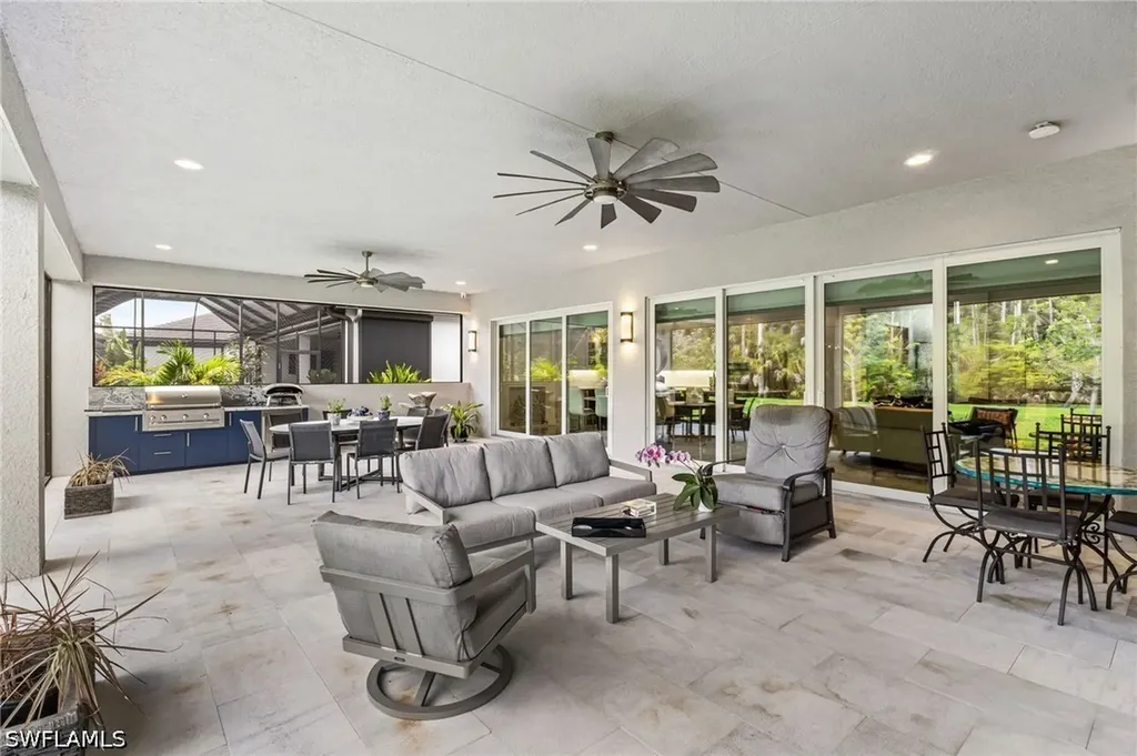 12033 Azalea Way Naples FL 34120