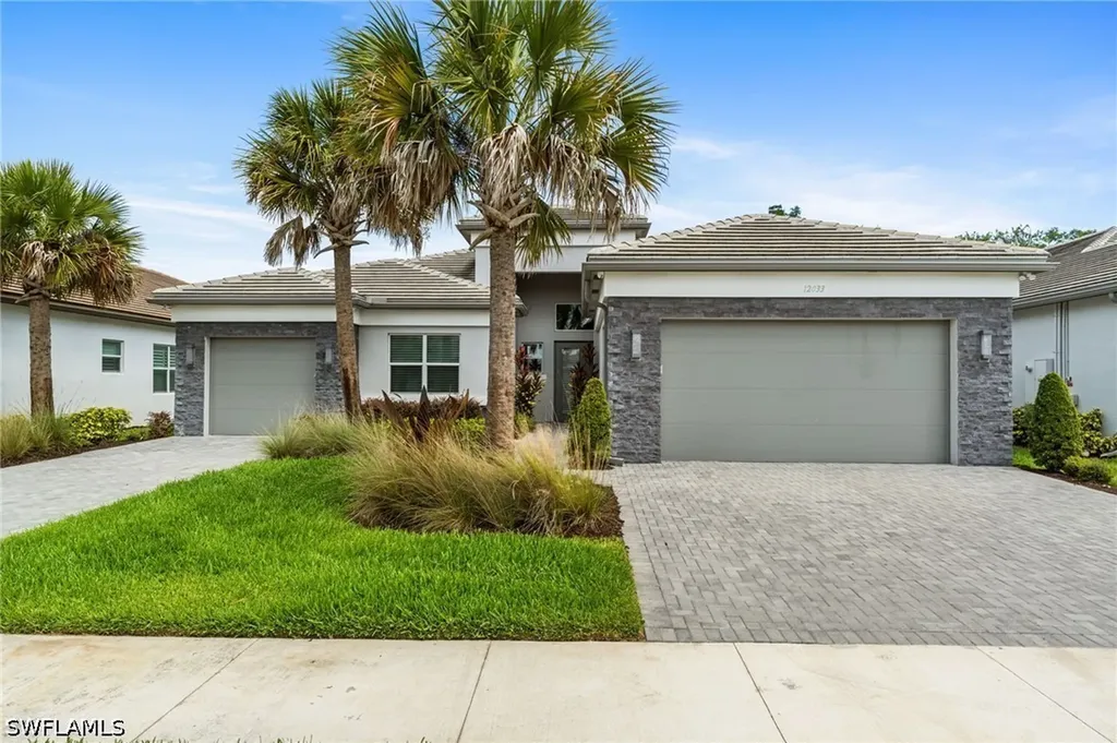12033 Azalea Way Naples FL 34120
