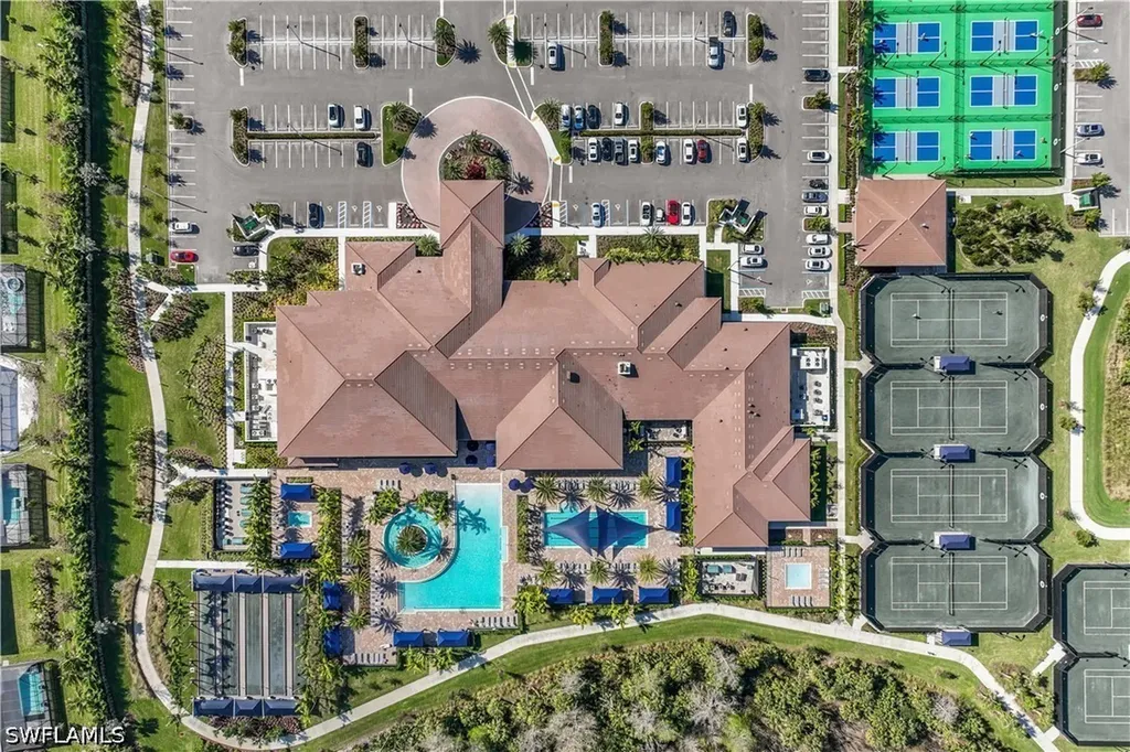 12033 Azalea Way Naples FL 34120