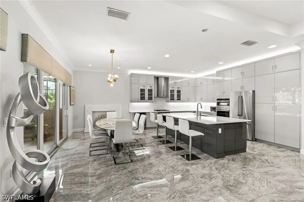 12033 Azalea Way Naples FL 34120