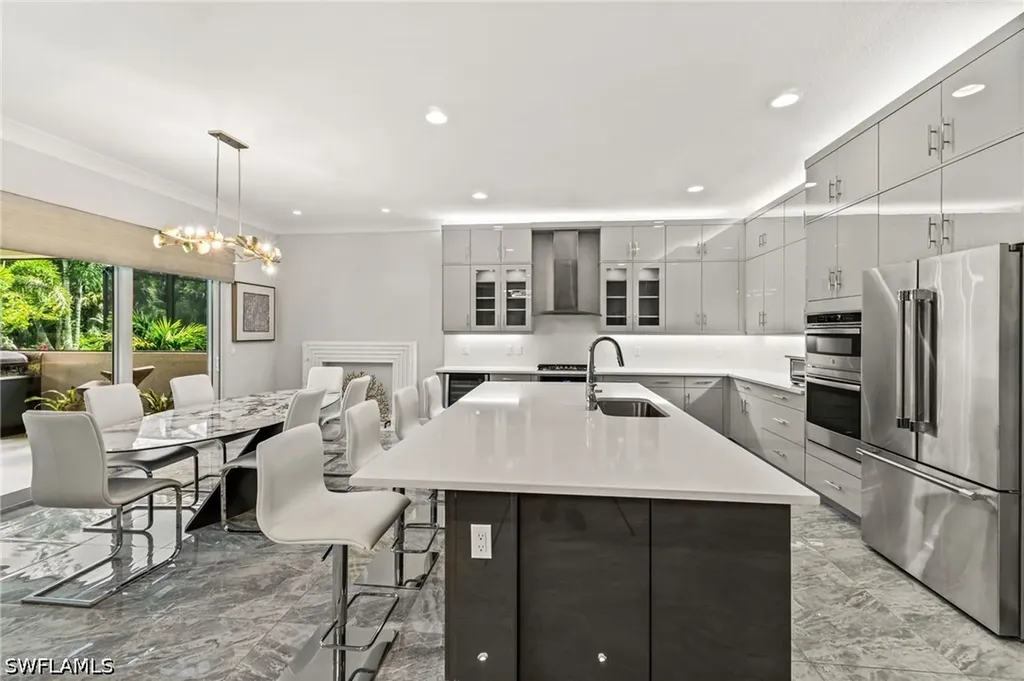 12033 Azalea Way Naples FL 34120