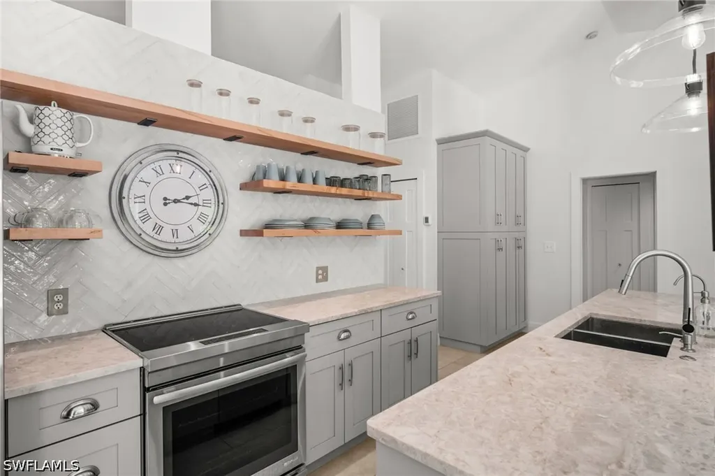 2476 River Reach Drive Naples FL 34104