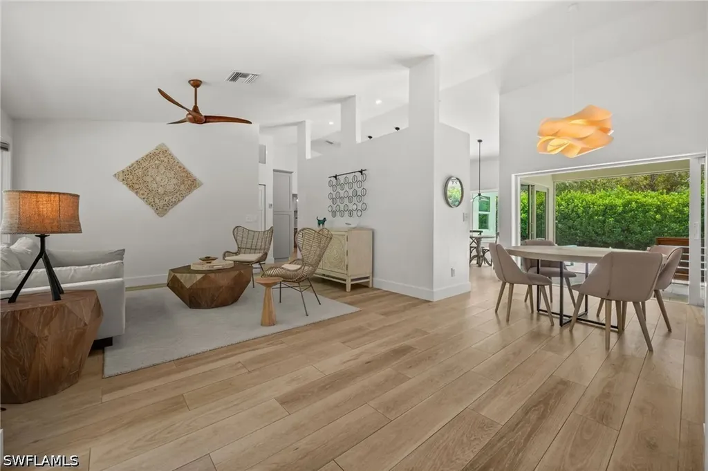 2476 River Reach Drive Naples FL 34104
