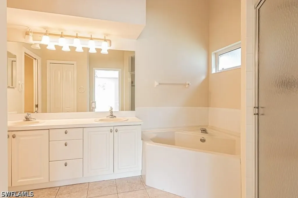 8440 Naples Heritage Drive Naples FL 34112