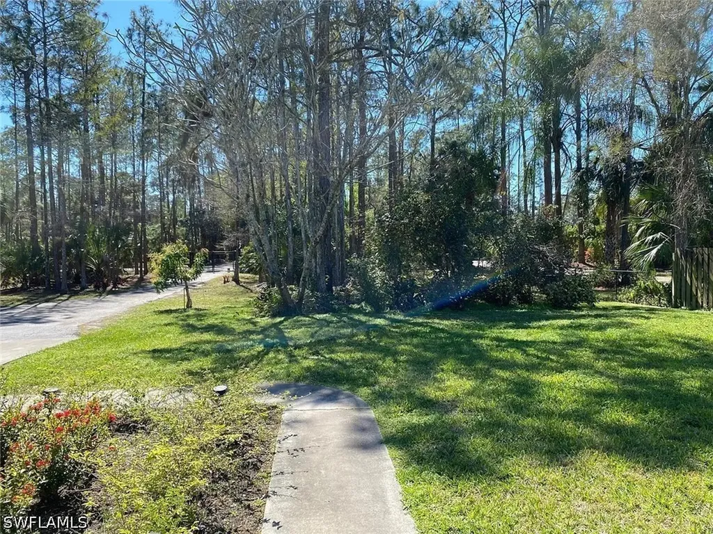 5121 Teak Wood Drive Naples FL 34119