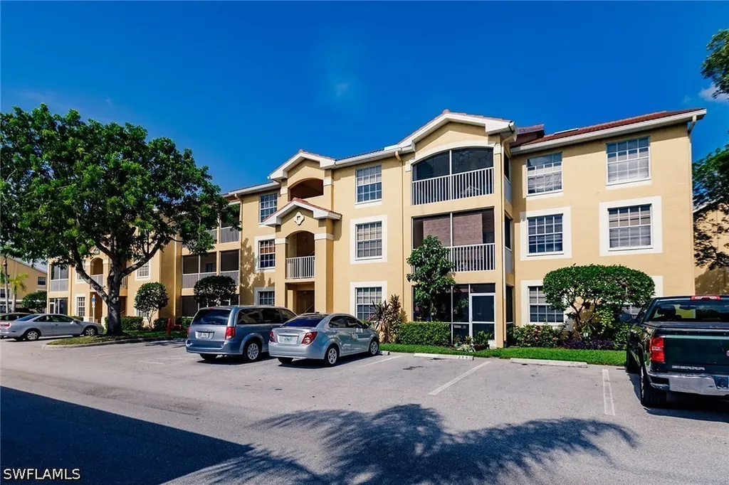 4700 Saint Croix Lane Naples FL 34109