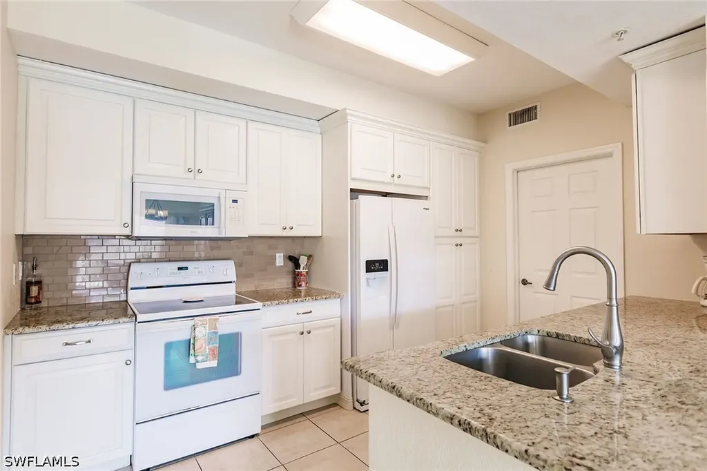4700 Saint Croix Lane Naples FL 34109