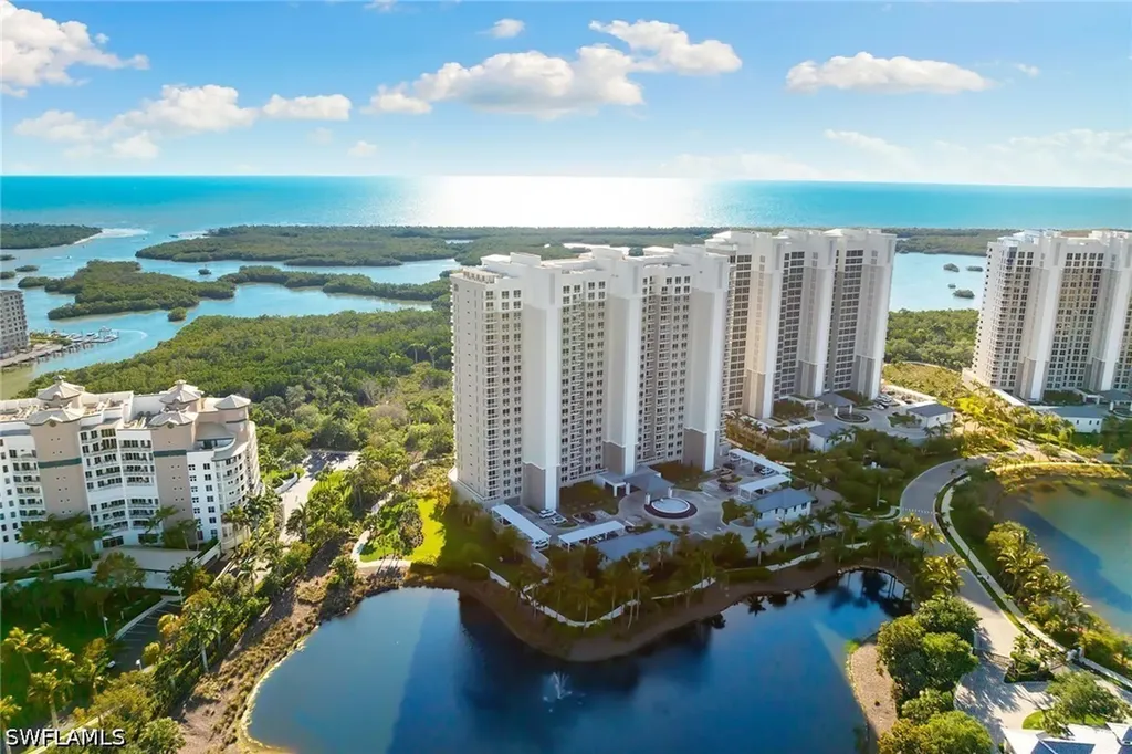 13915 Old Coast Road Naples FL 34110