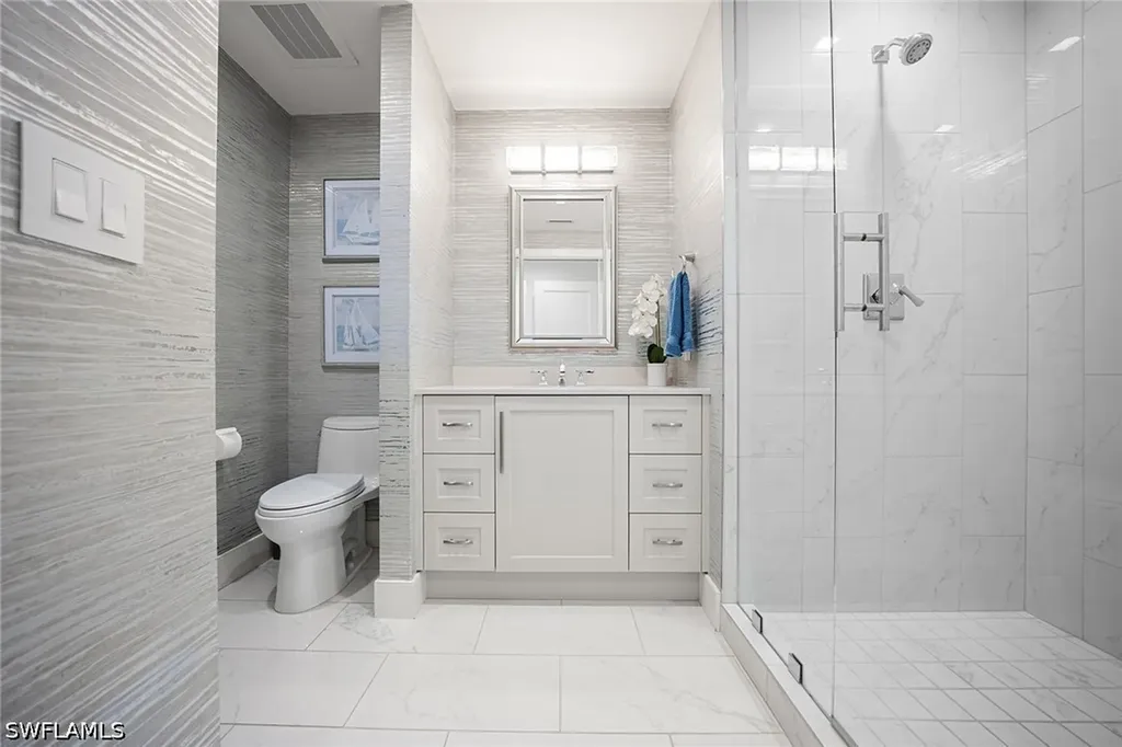 13915 Old Coast Road Naples FL 34110