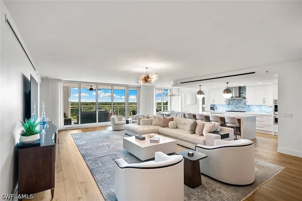 13915 Old Coast Road Naples FL 34110