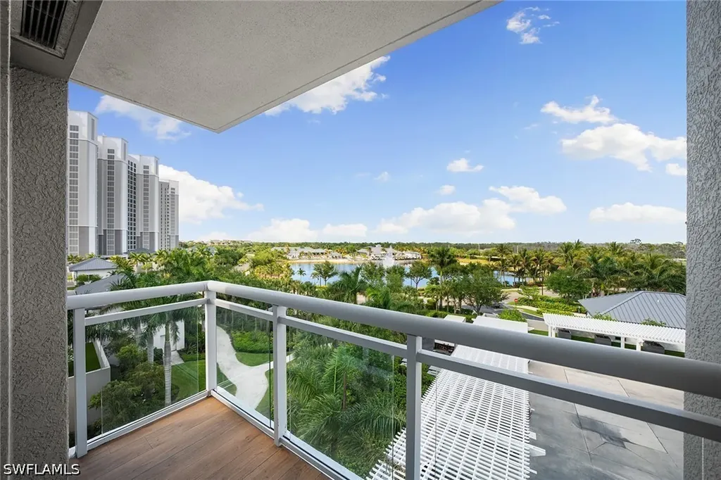13915 Old Coast Road Naples FL 34110