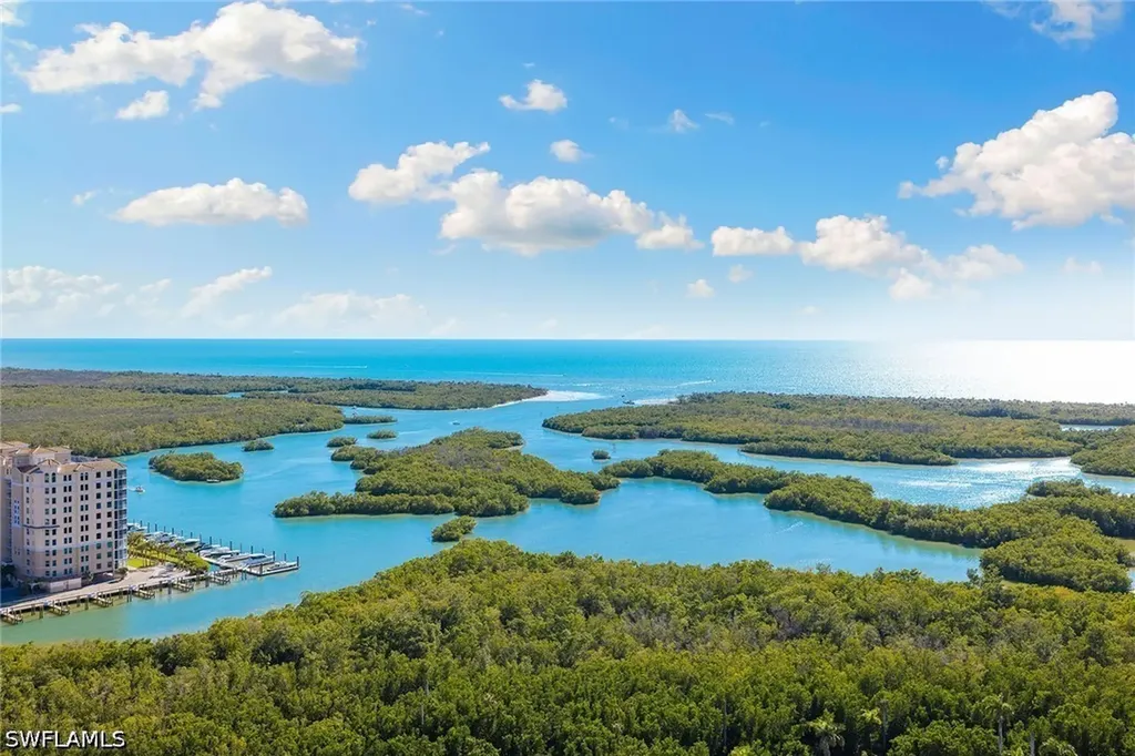 13915 Old Coast Road Naples FL 34110