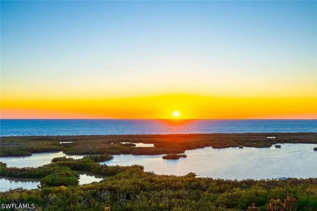 13915 Old Coast Road Naples FL 34110
