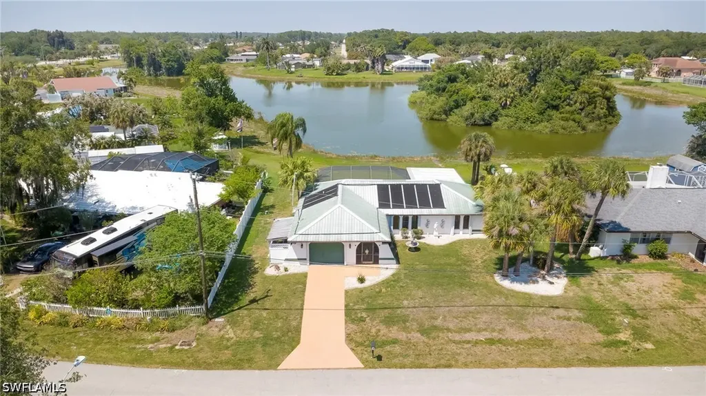 2401 Lakeview Drive Lehigh Acres FL 33936