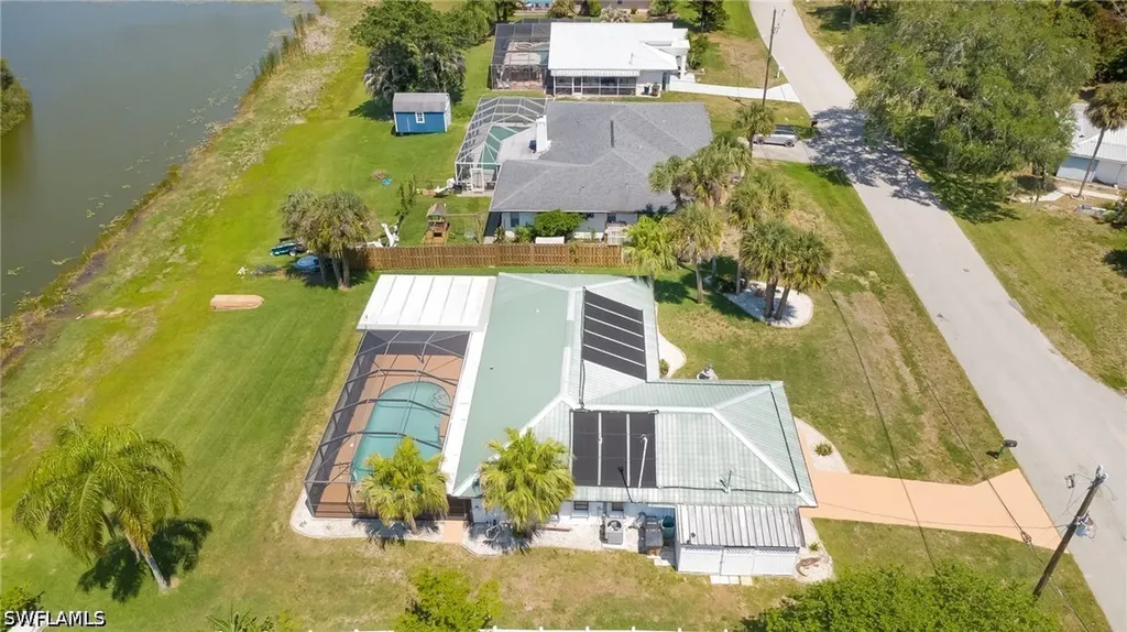 2401 Lakeview Drive Lehigh Acres FL 33936