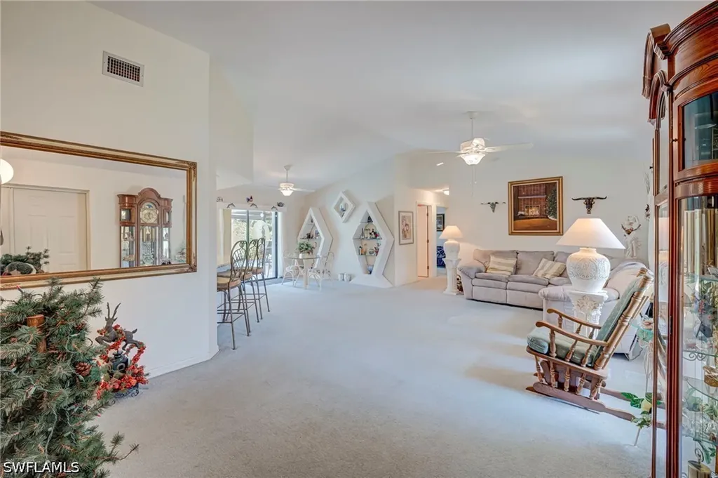 2401 Lakeview Drive Lehigh Acres FL 33936