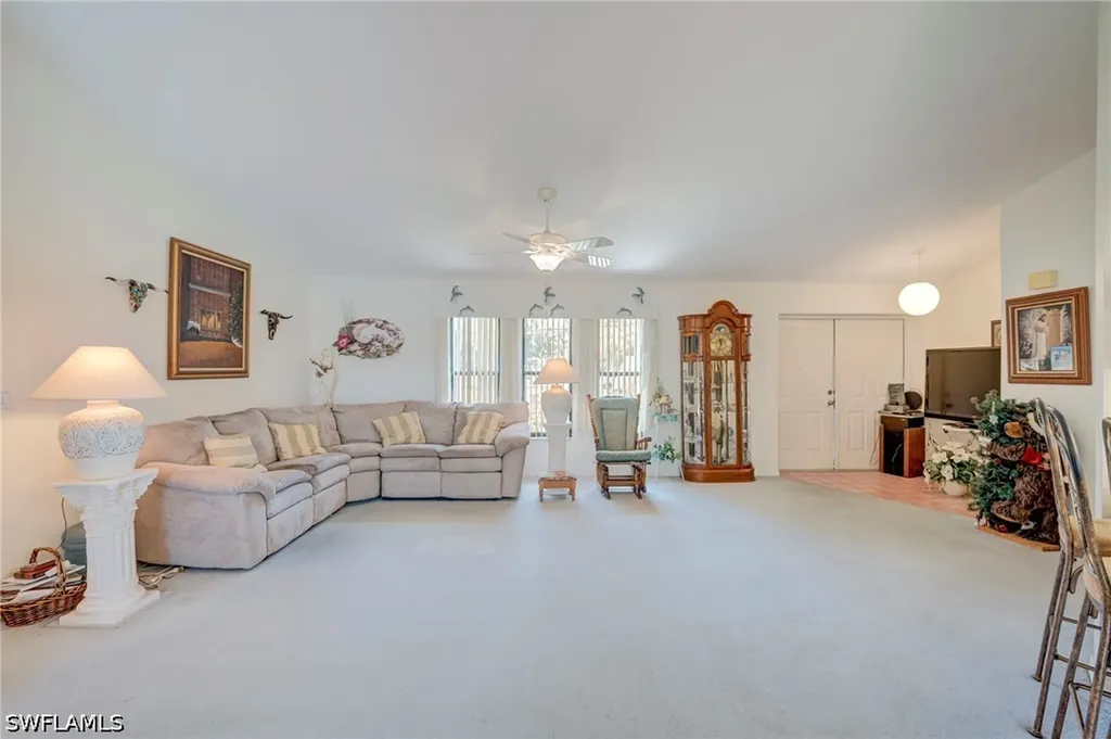 2401 Lakeview Drive Lehigh Acres FL 33936