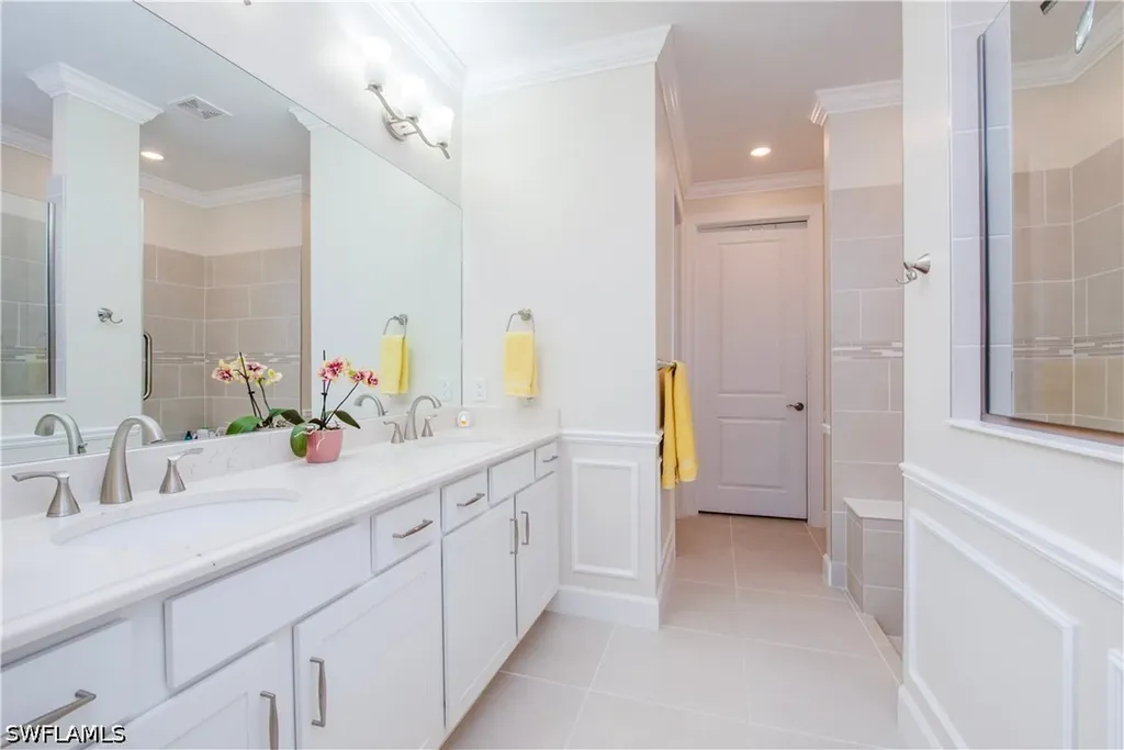10537 Ventana Court Naples FL 34120