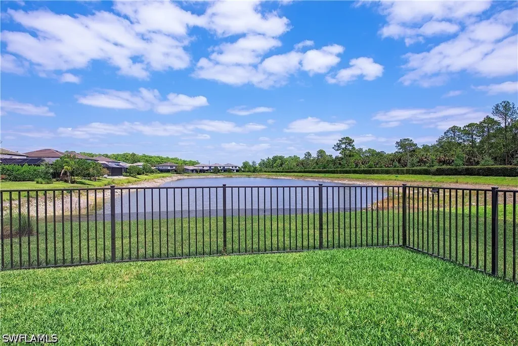 10537 Ventana Court Naples FL 34120