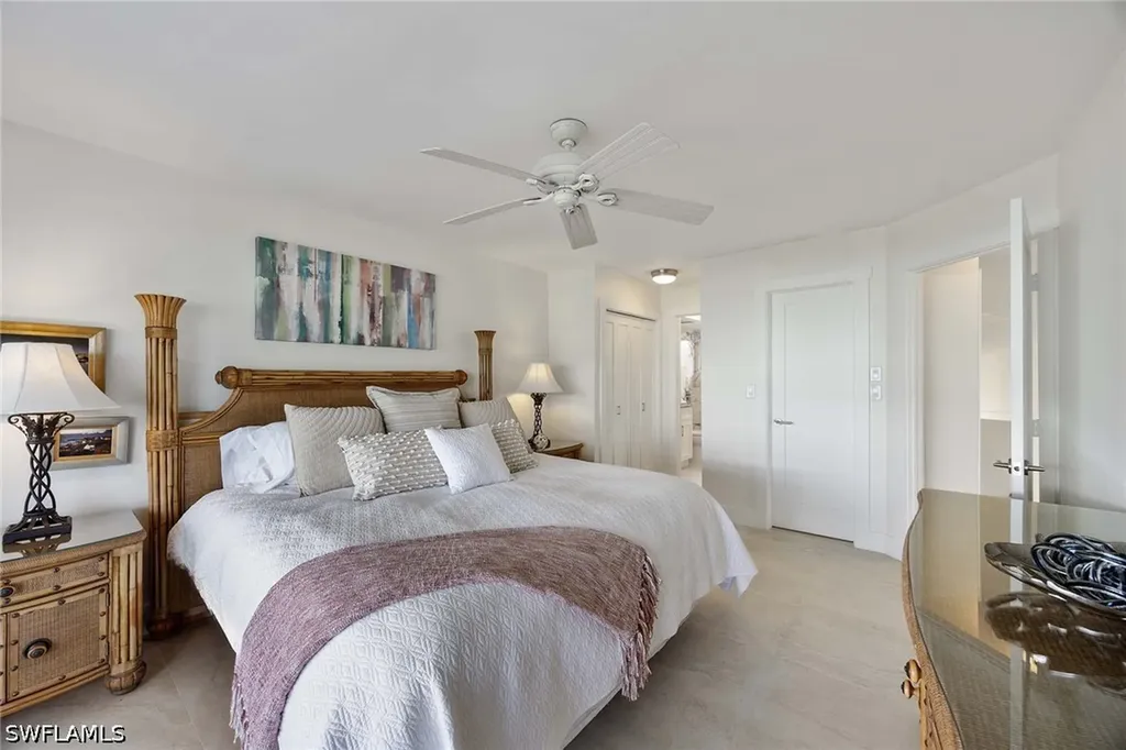 1311 Chesapeake Avenue Naples FL 34102