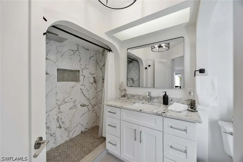 1311 Chesapeake Avenue Naples FL 34102