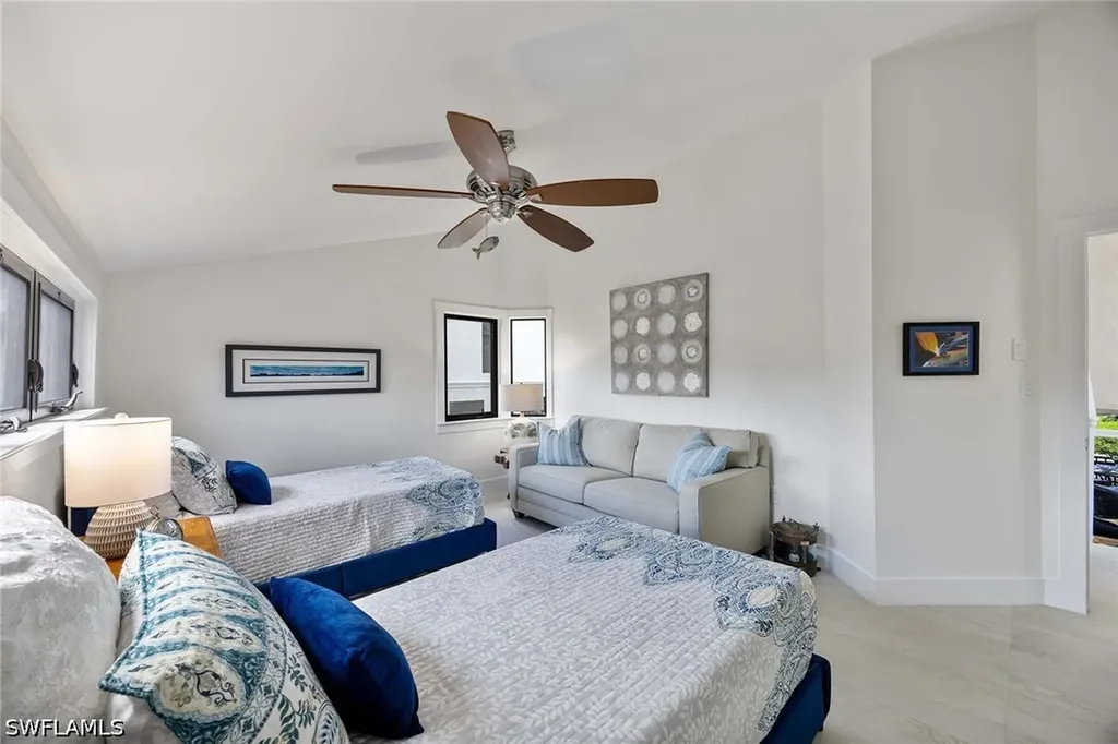 1311 Chesapeake Avenue Naples FL 34102