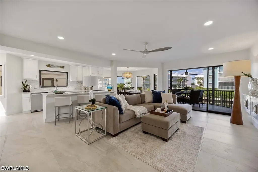 1311 Chesapeake Avenue Naples FL 34102