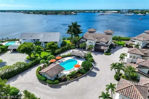 1311 Chesapeake Avenue Naples FL 34102