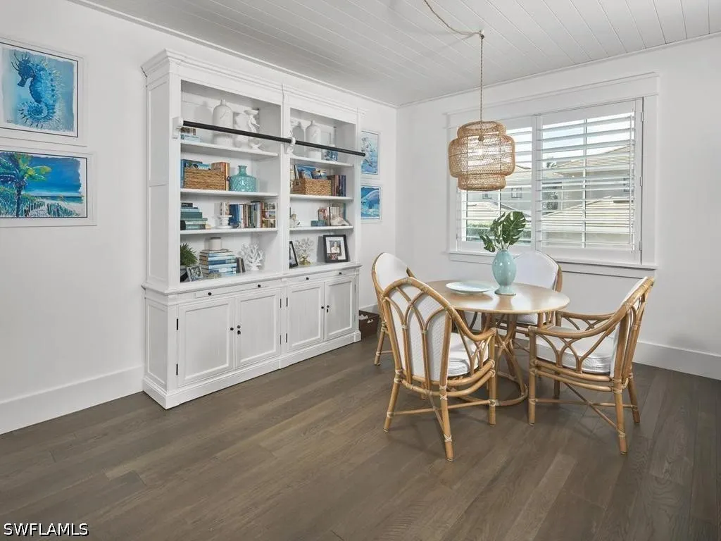 430 10th Avenue S Naples FL 34102