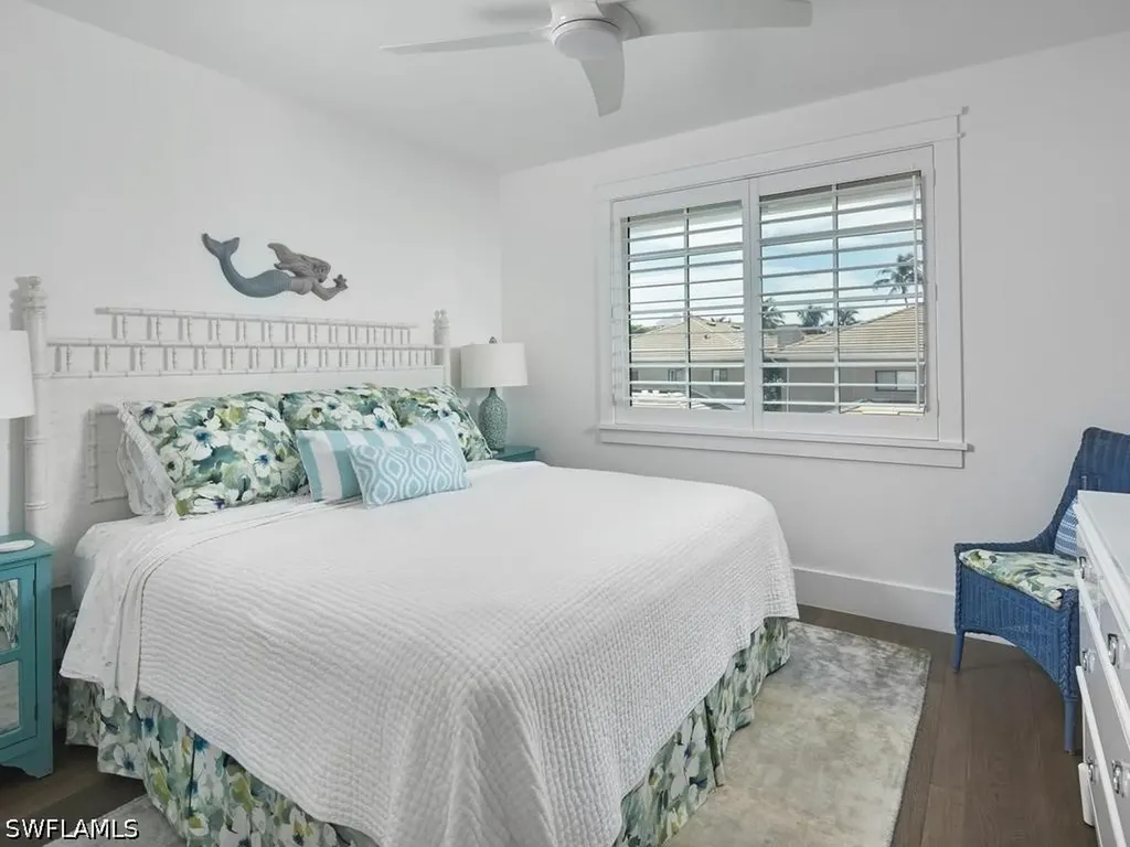 430 10th Avenue S Naples FL 34102