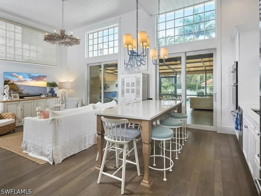 430 10th Avenue S Naples FL 34102