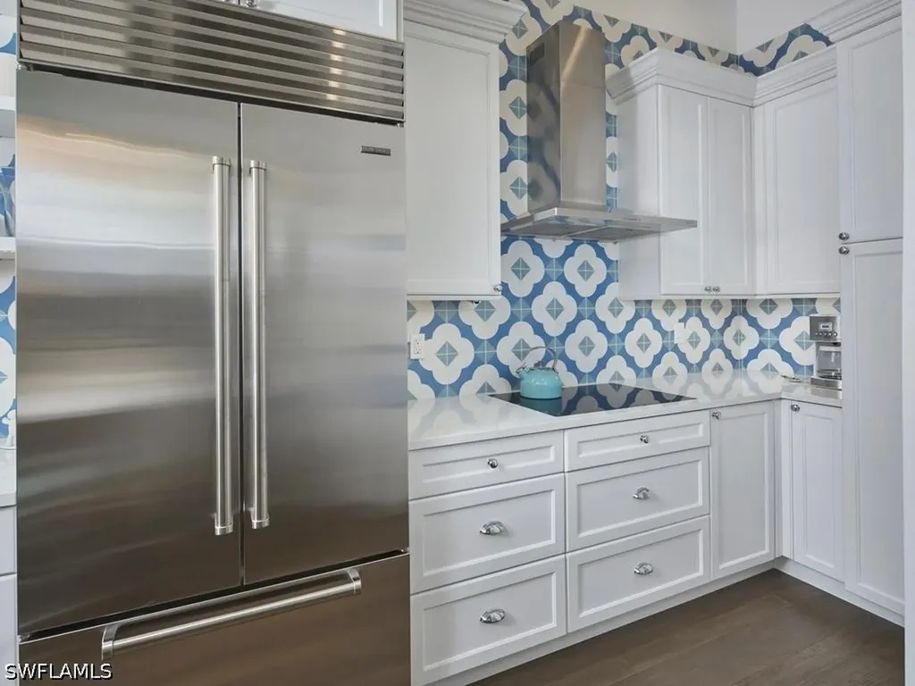 430 10th Avenue S Naples FL 34102