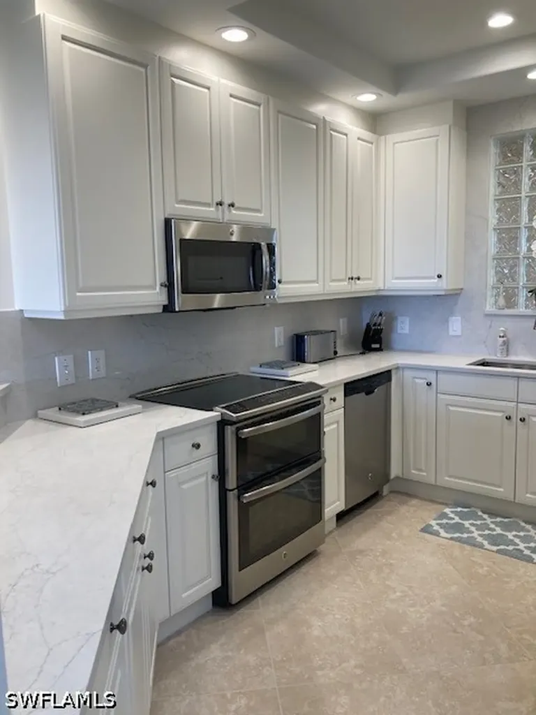580 El Camino Real Naples FL 34119