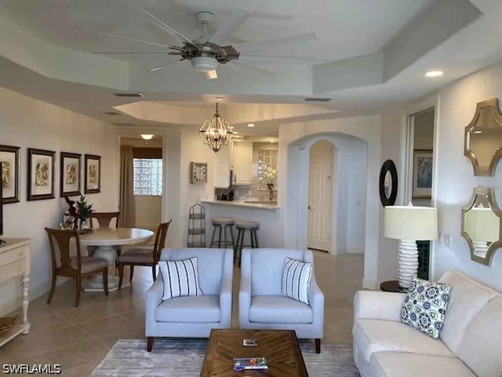 580 El Camino Real Naples FL 34119