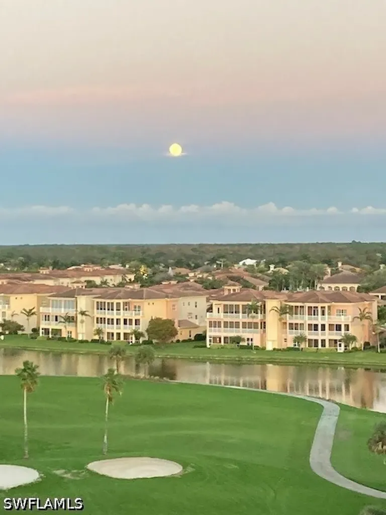 580 El Camino Real Naples FL 34119