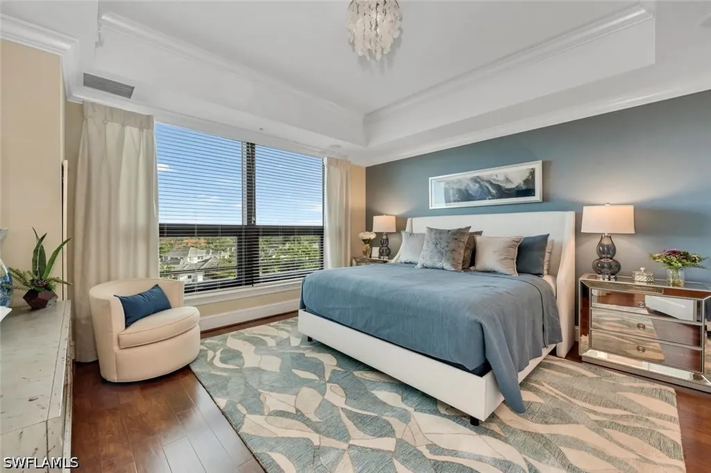 9115 Strada Place Naples FL 34108