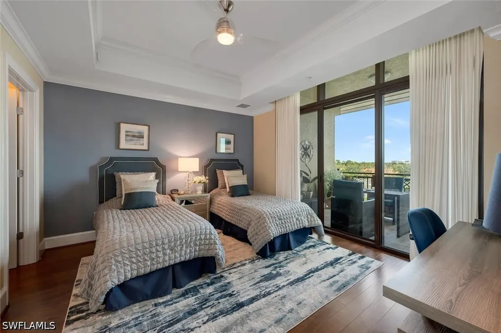 9115 Strada Place Naples FL 34108